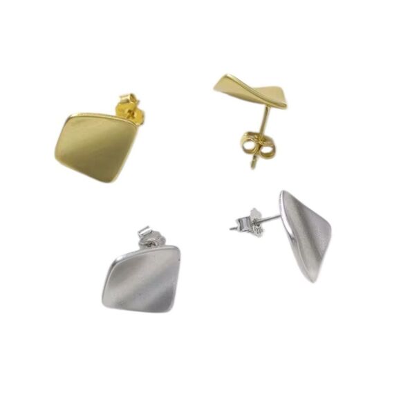 ENA 925 Trendy 14k Over Sterling Silver flat Wavy Square Stud Earrings - Picture 6 of 6